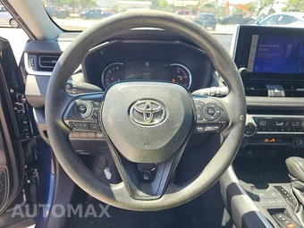 2025 Toyota RAV4 XLE - miniatura 10