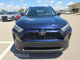 2025 Toyota RAV4 XLE - miniatura 2