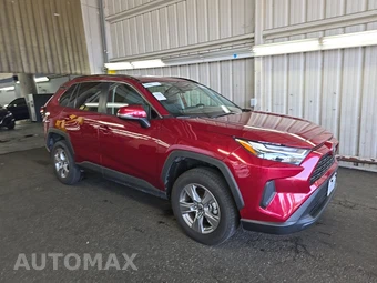 2025 Toyota RAV4 XLE - miniatura 3