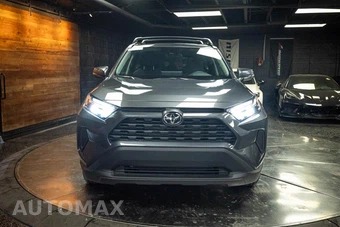 2025 Toyota RAV4 XLE - miniatura 4