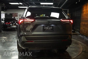 2025 Toyota RAV4 XLE - miniatura 6