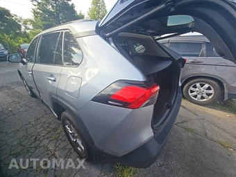 2025 Toyota RAV4 XLE - miniatura 6