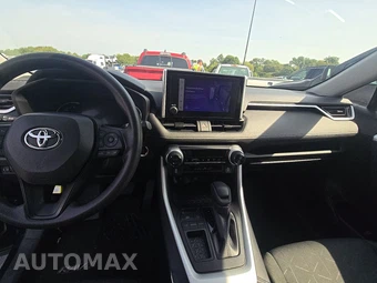 2025 Toyota RAV4 XLE - miniatura 17