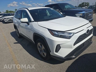 2025 Toyota RAV4 XLE - miniatura 3