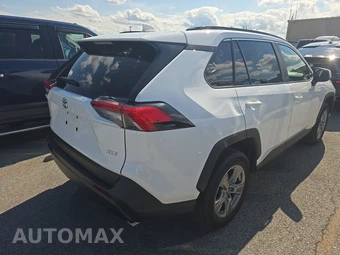 2025 Toyota RAV4 XLE - miniatura 4