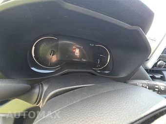 2025 Toyota RAV4 XLE - miniatura 18