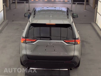 2025 Toyota RAV4 XLE - miniatura 6