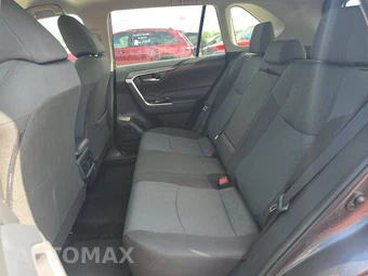 2025 Toyota RAV4 XLE - miniatura 19