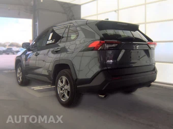 2025 Toyota RAV4 XLE - miniatura 8