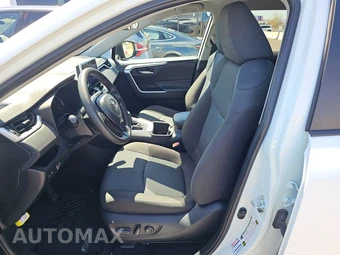 2025 Toyota RAV4 XLE - miniatura 13