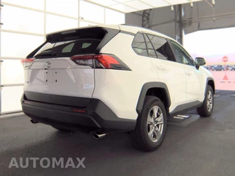 2025 Toyota RAV4 XLE - miniatura 5