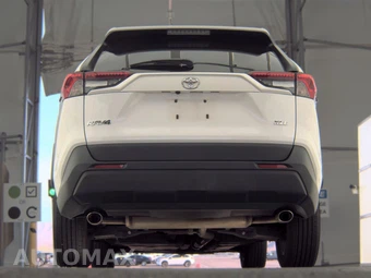 2025 Toyota RAV4 XLE - miniatura 7