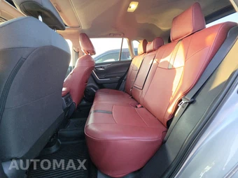 2025 Toyota RAV4 XLE - miniatura 13