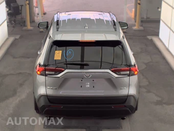 2025 Toyota RAV4 XLE - miniatura 5