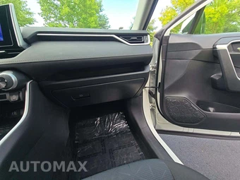 2025 Toyota RAV4 XLE - miniatura 16