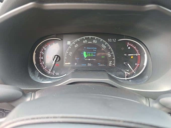 2025 Toyota RAV4 XLE - miniatura 6