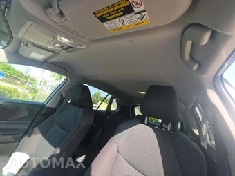 2025 Toyota RAV4 XLE - miniatura 8