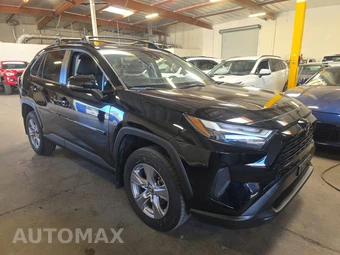2025 Toyota RAV4 XLE - miniatura 3