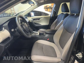 2025 Toyota RAV4 XLE - miniatura 7