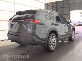 2025 Toyota RAV4 XLE Premium - miniatura 4