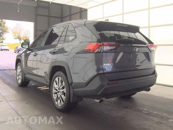 2025 Toyota RAV4 XLE Premium - miniatura 6