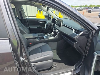 2025 Toyota RAV4 XLE Premium - miniatura 8