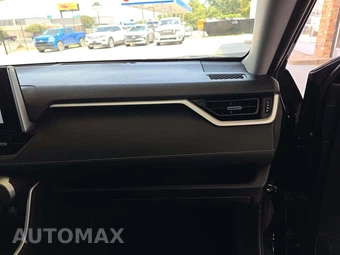 2025 Toyota RAV4 XLE Premium - miniatura 19