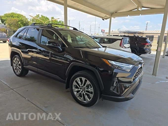 2025 Toyota RAV4 XLE Premium - miniatura 4