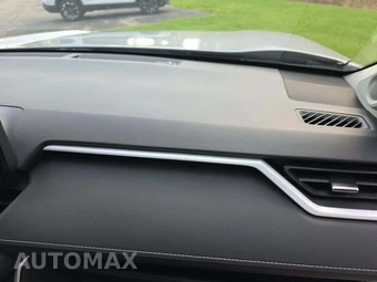 2025 Toyota RAV4 XLE Premium - miniatura 16