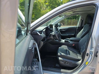2025 Toyota RAV4 XLE Premium - miniatura 3