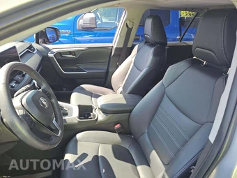 2025 Toyota RAV4 XLE Premium - miniatura 6