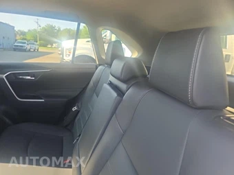 2025 Toyota RAV4 XLE Premium - miniatura 16