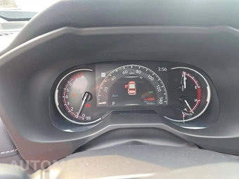2025 Toyota RAV4 XLE Premium - miniatura 9
