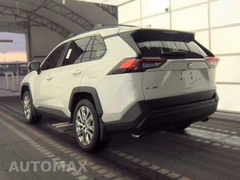 2025 Toyota RAV4 XLE Premium – miniatura 6