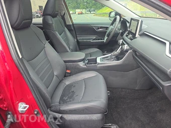 2025 Toyota RAV4 XLE Premium - miniatura 8