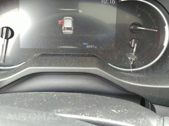 2025 Toyota RAV4 XLE Premium - miniatura 17