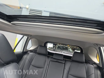 2025 Toyota RAV4 XLE Premium - miniatura 18