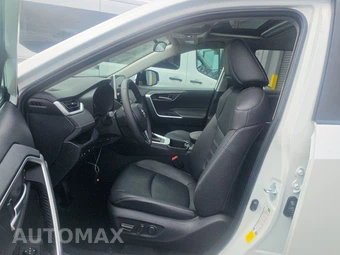 2025 Toyota RAV4 XLE Premium - miniatura 7