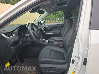 2025 Toyota RAV4 XLE Premium - miniatura 7