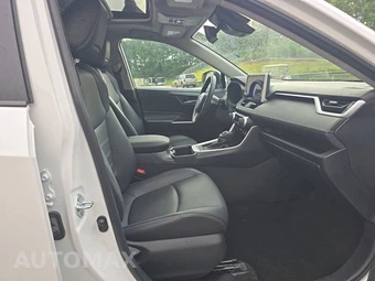 2025 Toyota RAV4 XLE Premium - miniatura 8