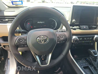 2025 Toyota RAV4 XLE Premium - miniatura 16
