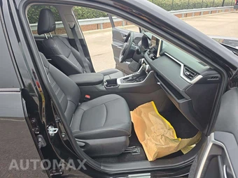 2025 Toyota RAV4 XLE Premium - miniatura 15