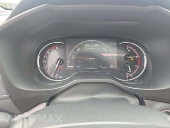 2025 Toyota RAV4 XLE Premium - miniatura 6