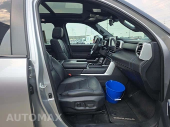 2025 Toyota Sequoia Platinum - miniatura 19