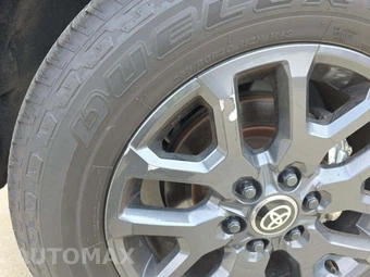 2025 Toyota Sequoia Platinum - miniatura 22