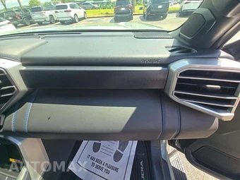 2025 Toyota Sequoia Platinum - miniatura 17