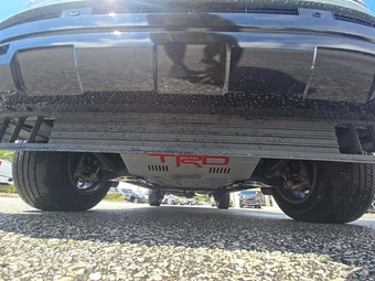 2025 Toyota Sequoia Platinum - miniatura 18