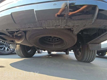 2025 Toyota Sequoia Platinum - miniatura 16