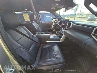 2025 Toyota Sequoia Platinum - miniatura 19