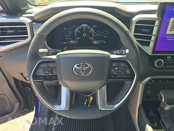 2025 Toyota Sequoia Platinum - miniatura 10